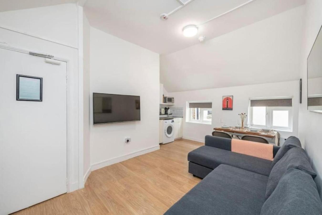 Apartamento The Cutesy - Fitzrovia - By Frankie Says Londres Exterior foto